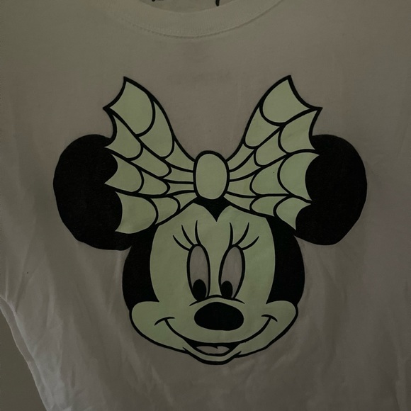 J CREW X DISNEY Halloween T-shirt - Picture 5 of 7
